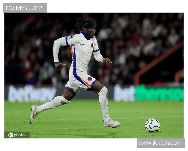 阿森纳3-0布鲁日锁定前八,马杜埃凯双响闪耀酋长! 阿森纳3-0布鲁日锁定前八,马杜埃凯双响闪耀酋长!