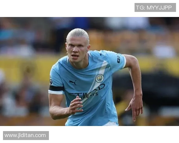 禁区之神的降临：哈兰德双响背后的跑位艺术与效率革命